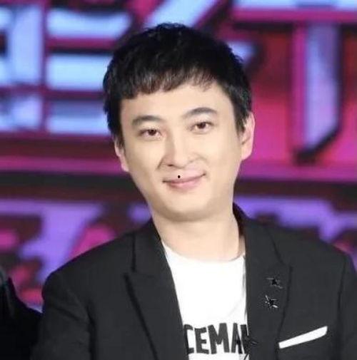 网红明星吃瓜头像男的,揭秘男星们的趣味瞬间