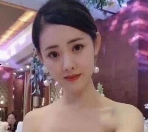 吃瓜最新事件网红新娘视频,吃瓜群众热议婚礼细节
