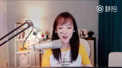 网红主播抖奶吃瓜福利,带你领略直播界的独特魅力